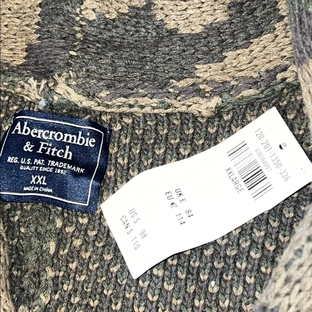 Abercrombie & Fitch Men's Shawl Cardigan in Olive Camo Size XXL - Picture 8 of 14